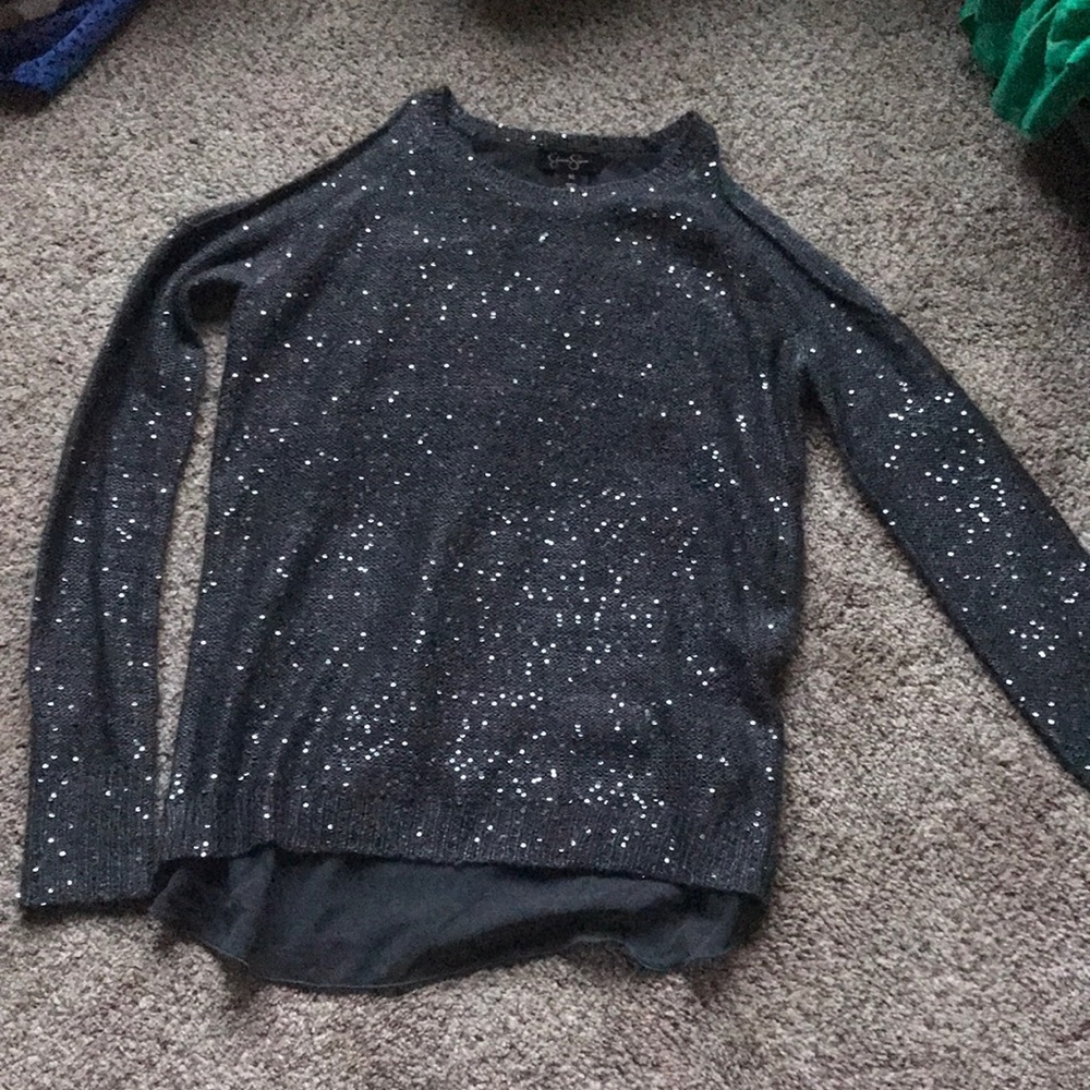 Cold shoulder gray sweater